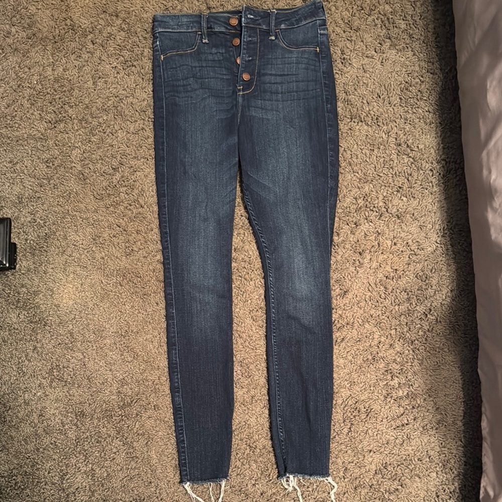 Hollister Curvy High Rise Crop Jean Legging